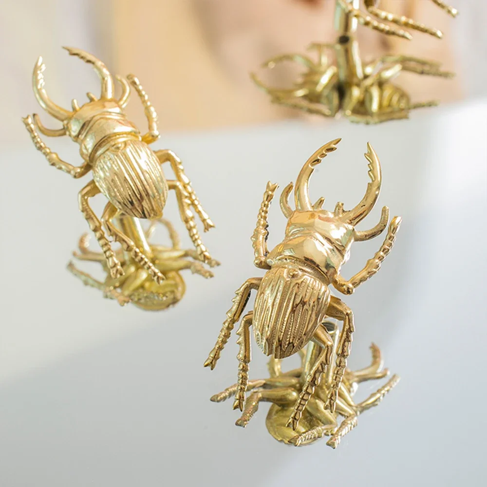 ด้วงทองเหลืองลิ้นชักดึงแมลงประ - Unique Furniture Hardware Pulls บทวิจารณ์และราคา