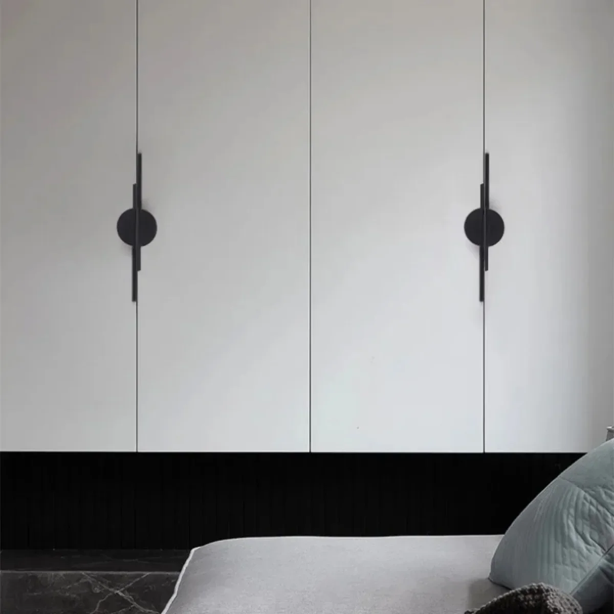 มือจับเฟอร์นิเจอร์ทรงครึ่งวงกล - Restoration Hardware Furniture Used บทวิจารณ์และราคา