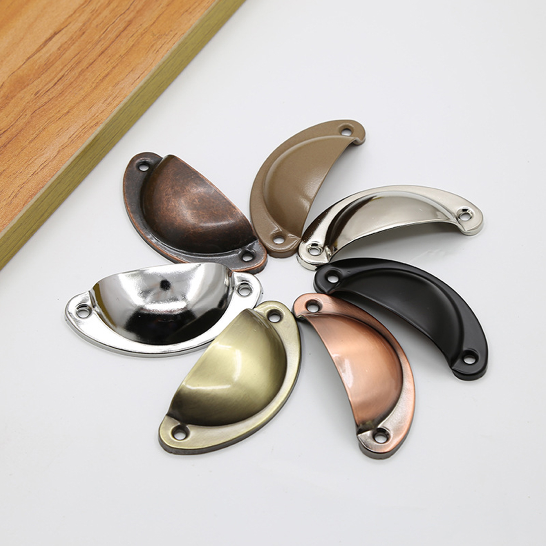 มือจับตู้ลิ้นชักแบบเปลือกหอย 1 - Vintage Furniture Hardware Pulls บทวิจารณ์และราคา